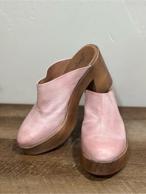 Free People Suki Platform Clogs Sz 10( 40). Summer/Boho/Retro
